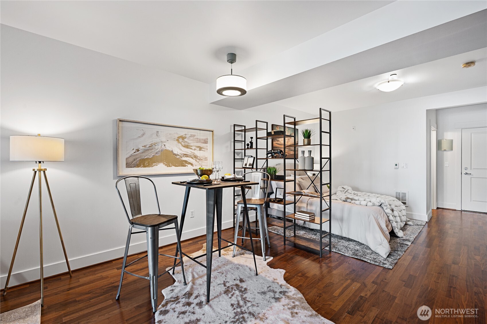 699 John Street Unit: 308