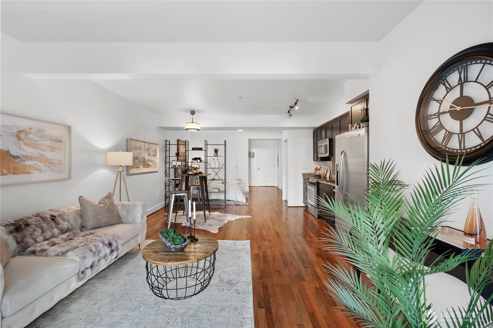 699 John Street Unit: 308
