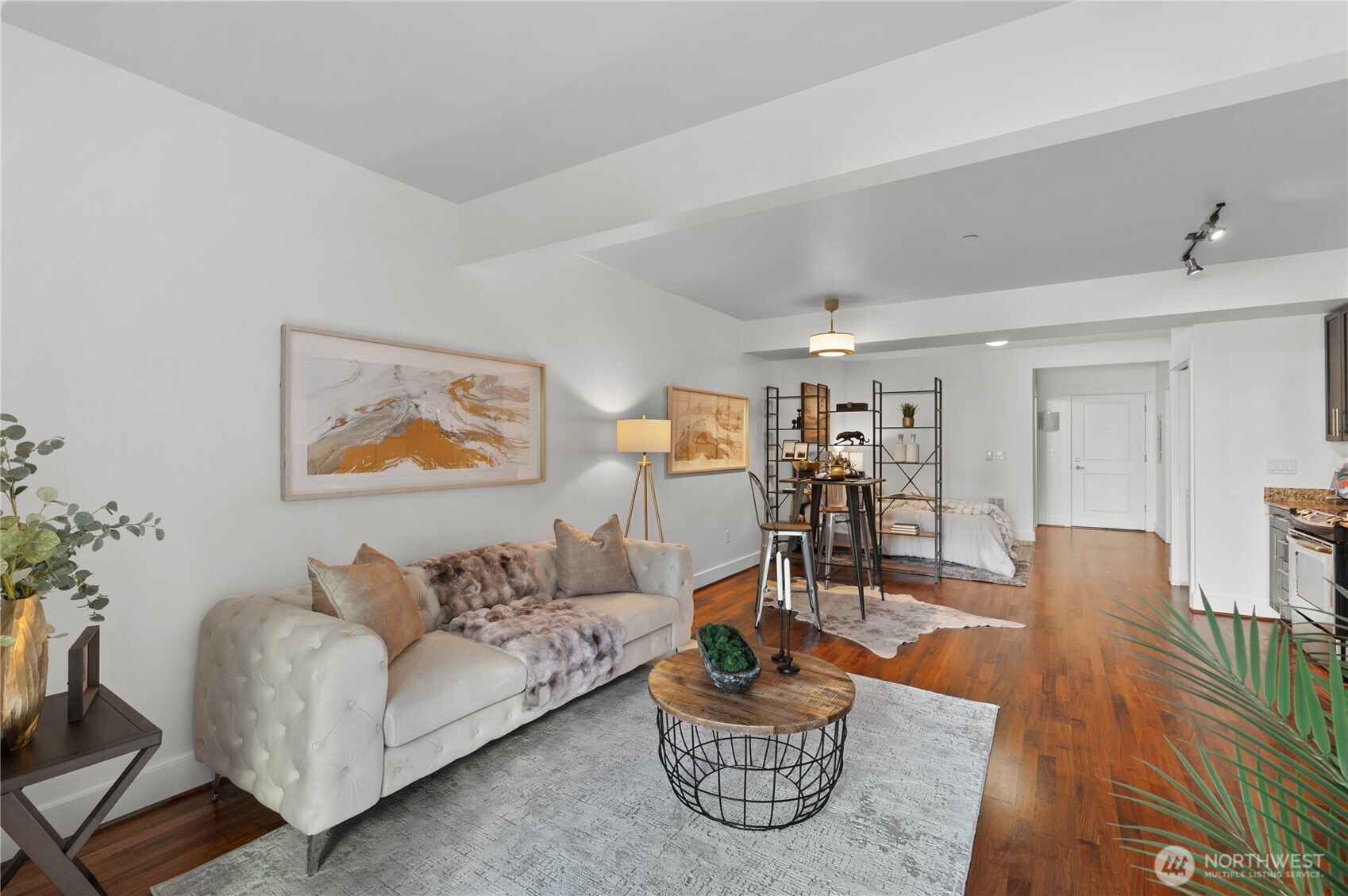 699 John Street Unit: 308