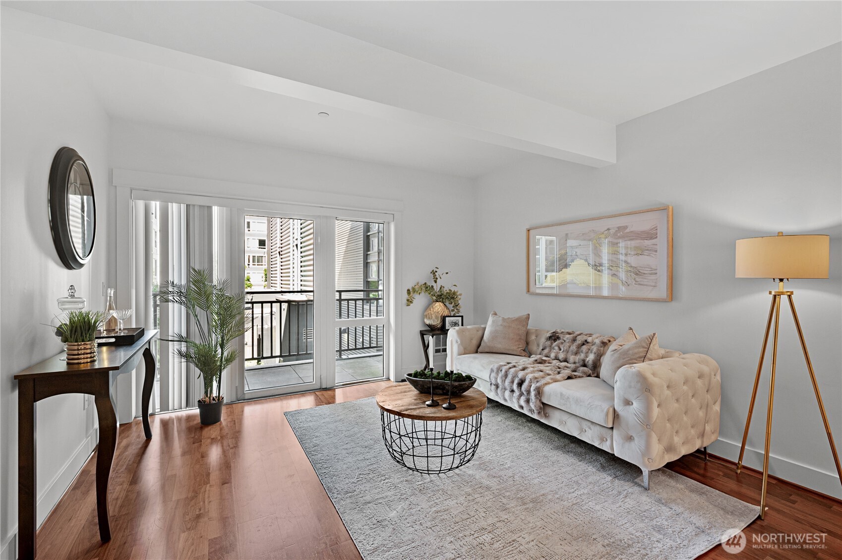 699 John Street Unit: 308
