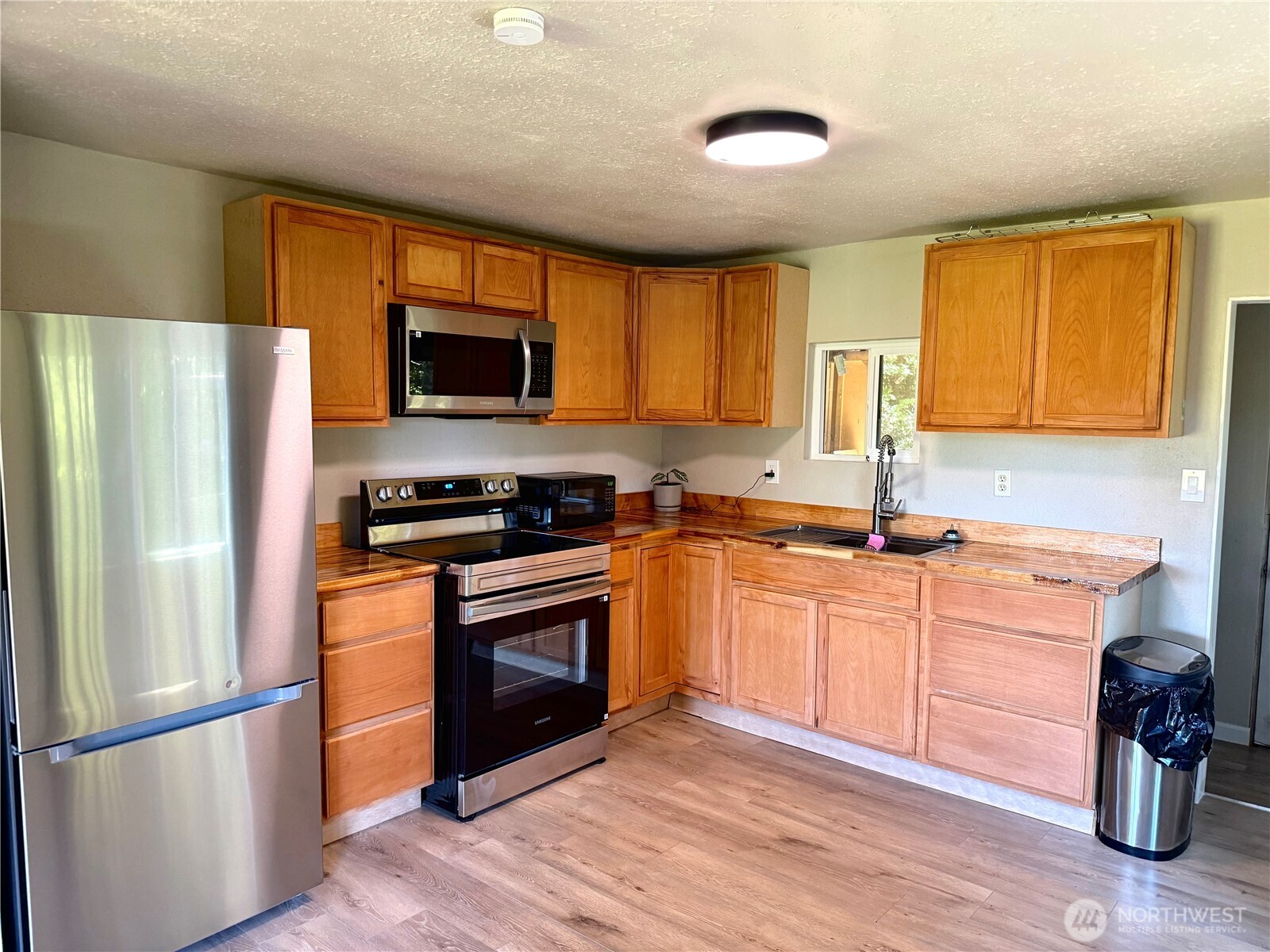 1015 Coal Creek