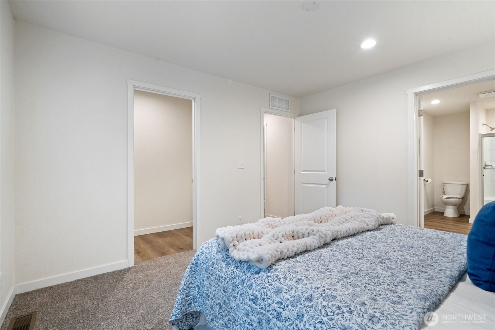 151 E Agate Drive