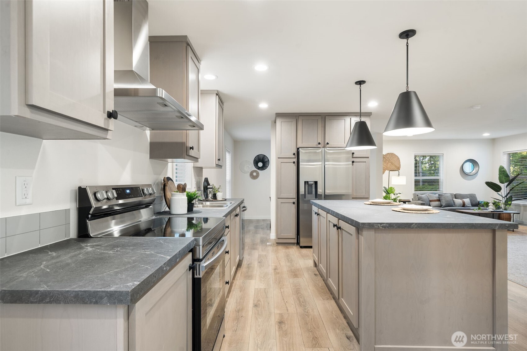 151 E Agate Drive