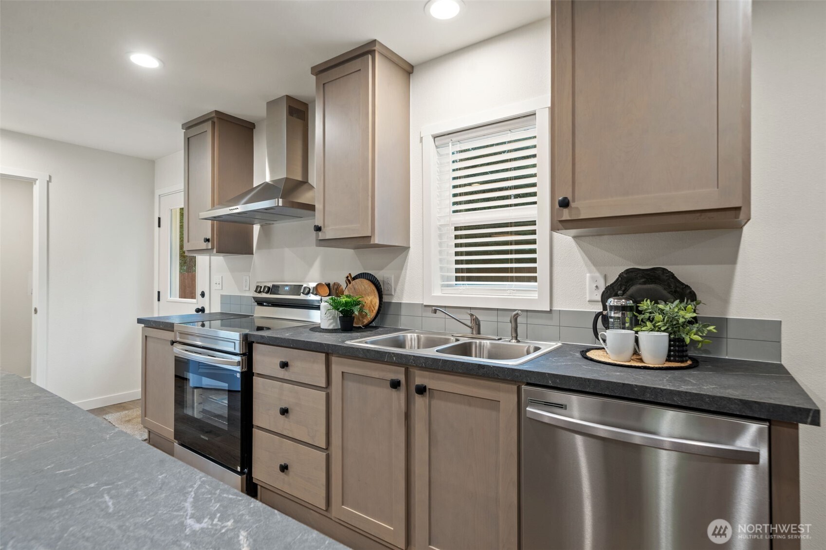 151 E Agate Drive