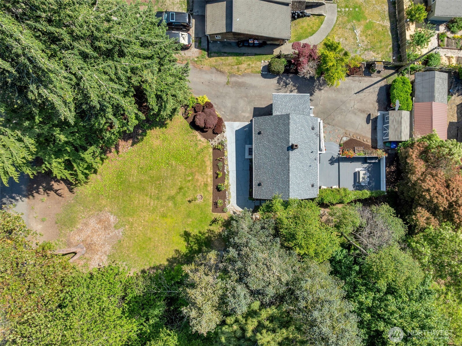9827 22nd Avenue SW