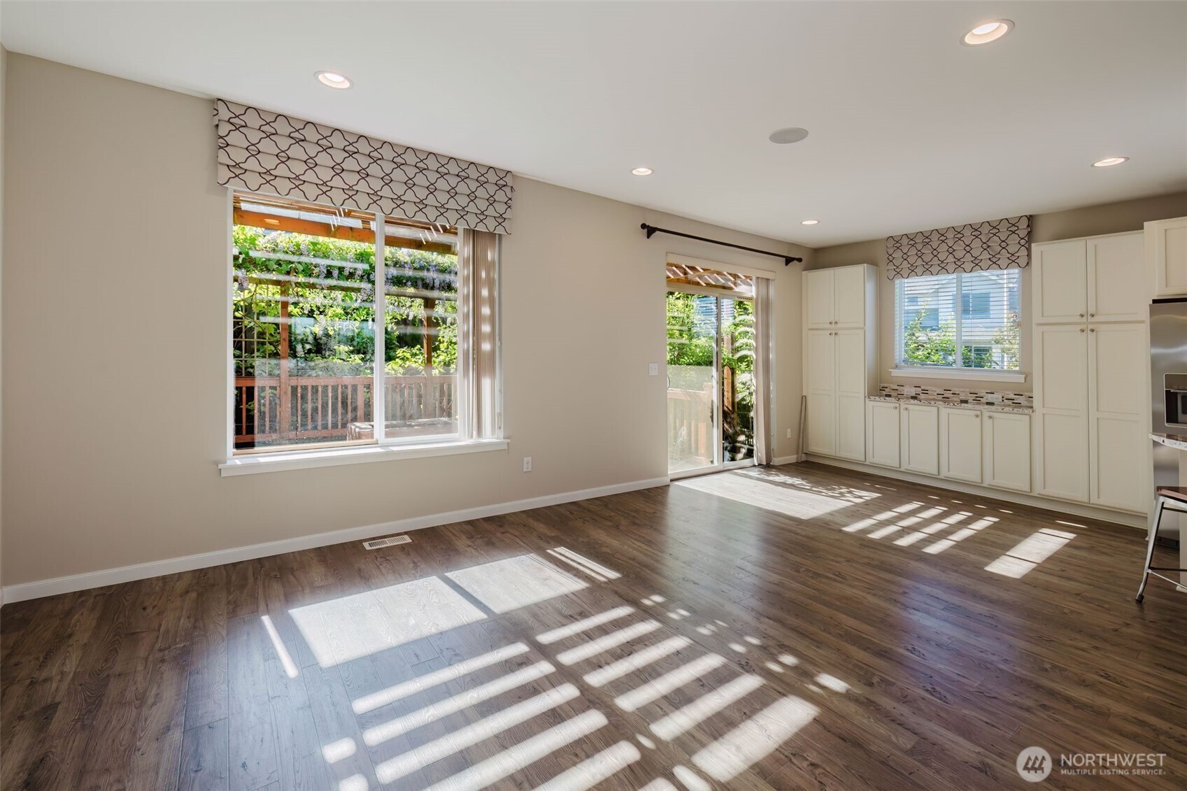 34103 10th Court SW