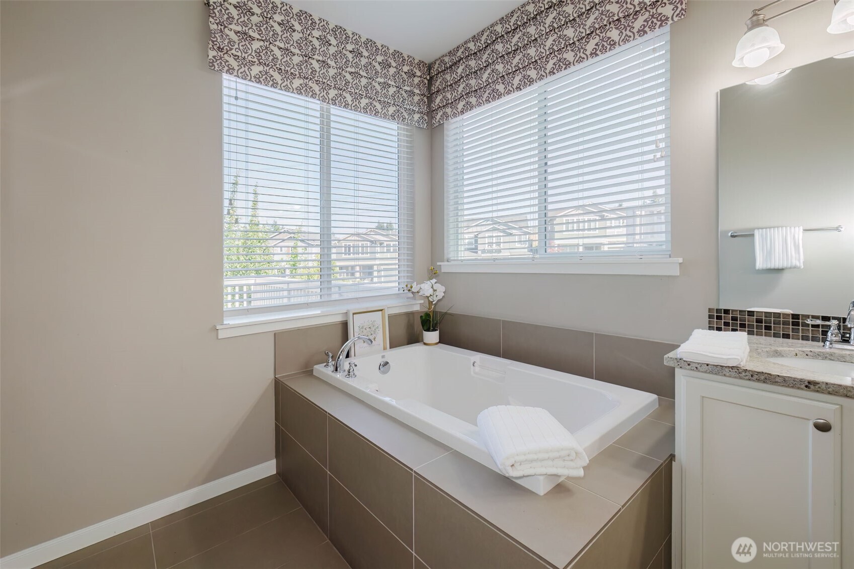 34103 10th Court SW