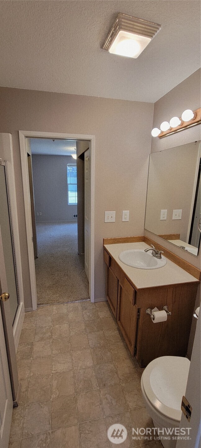 31605 8th Place SW