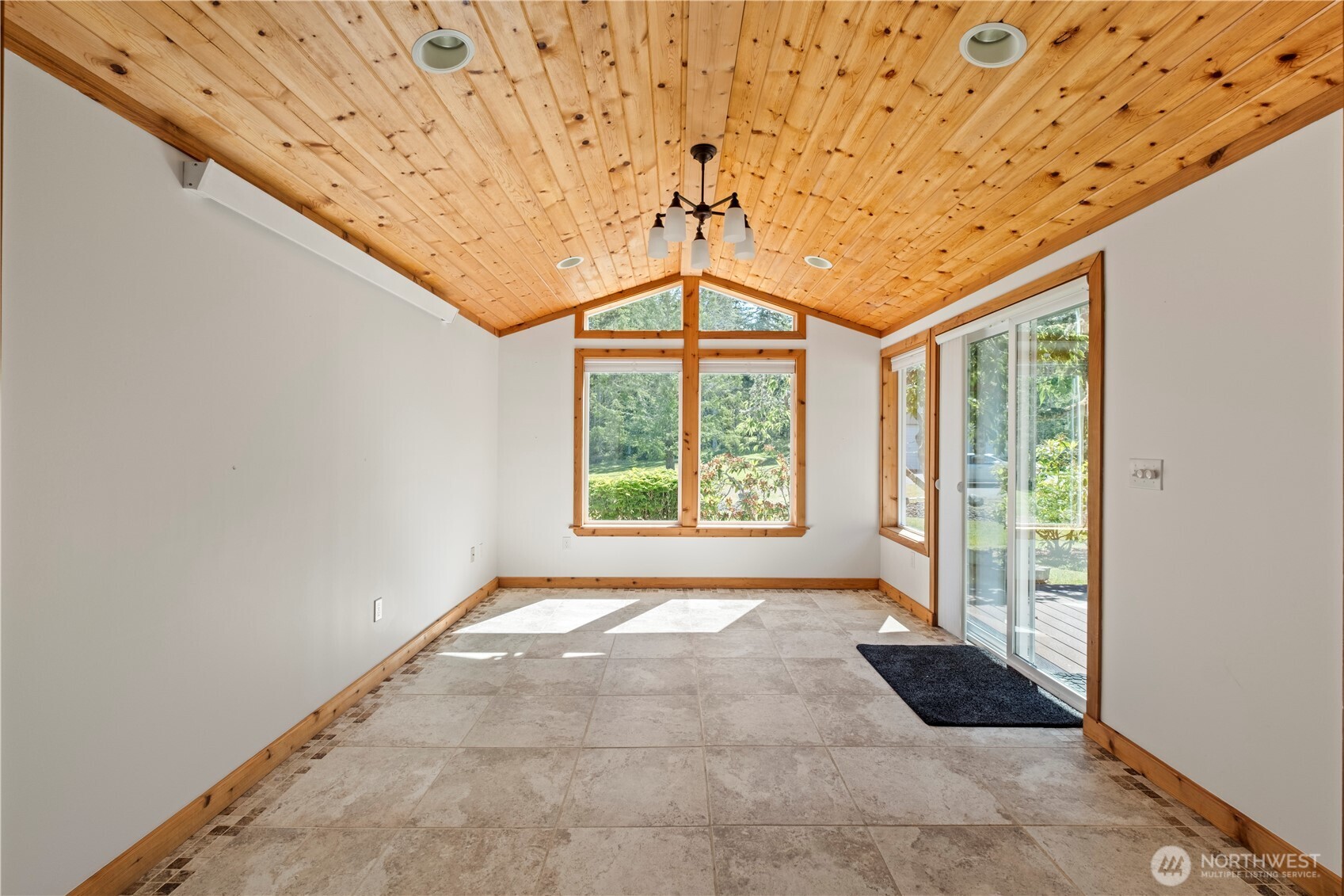 61 Saddle Drive