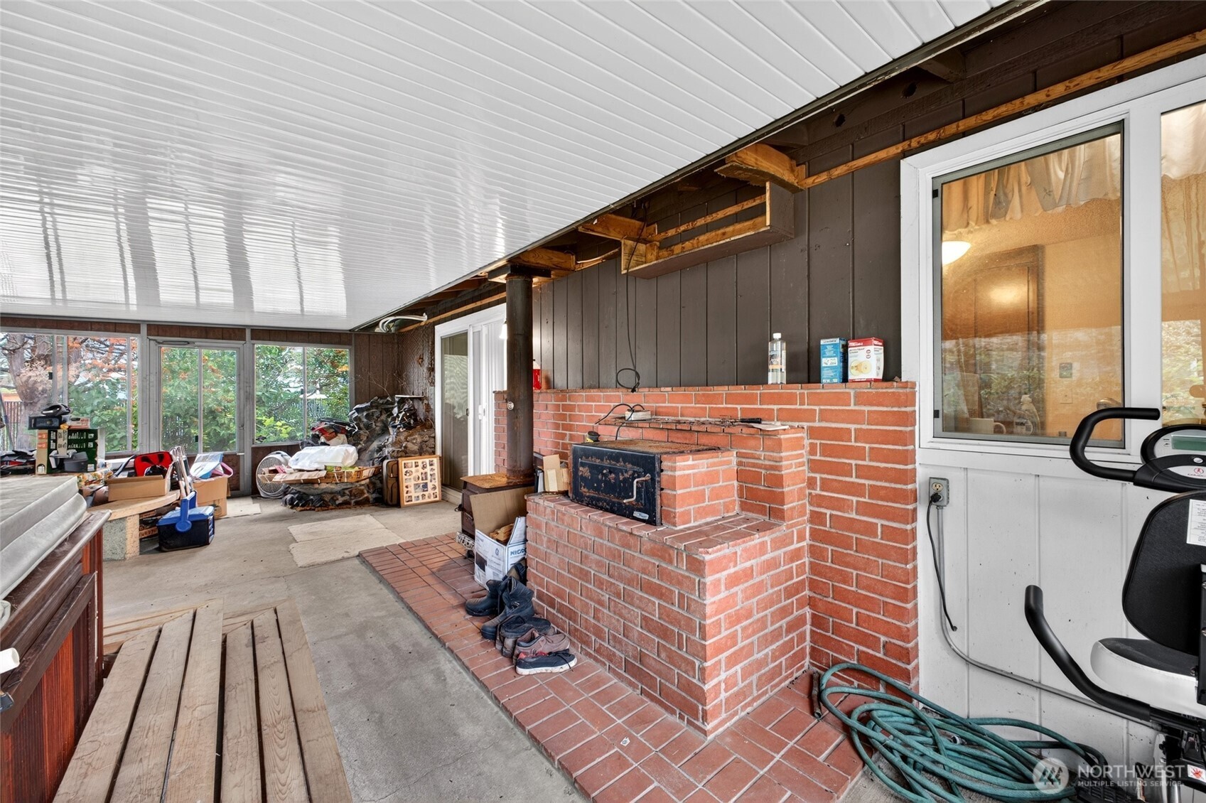 925 139th Street E