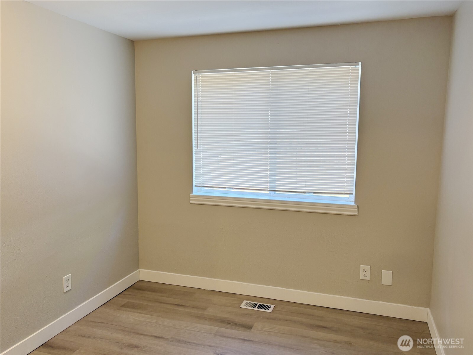 24712 234th Way SE