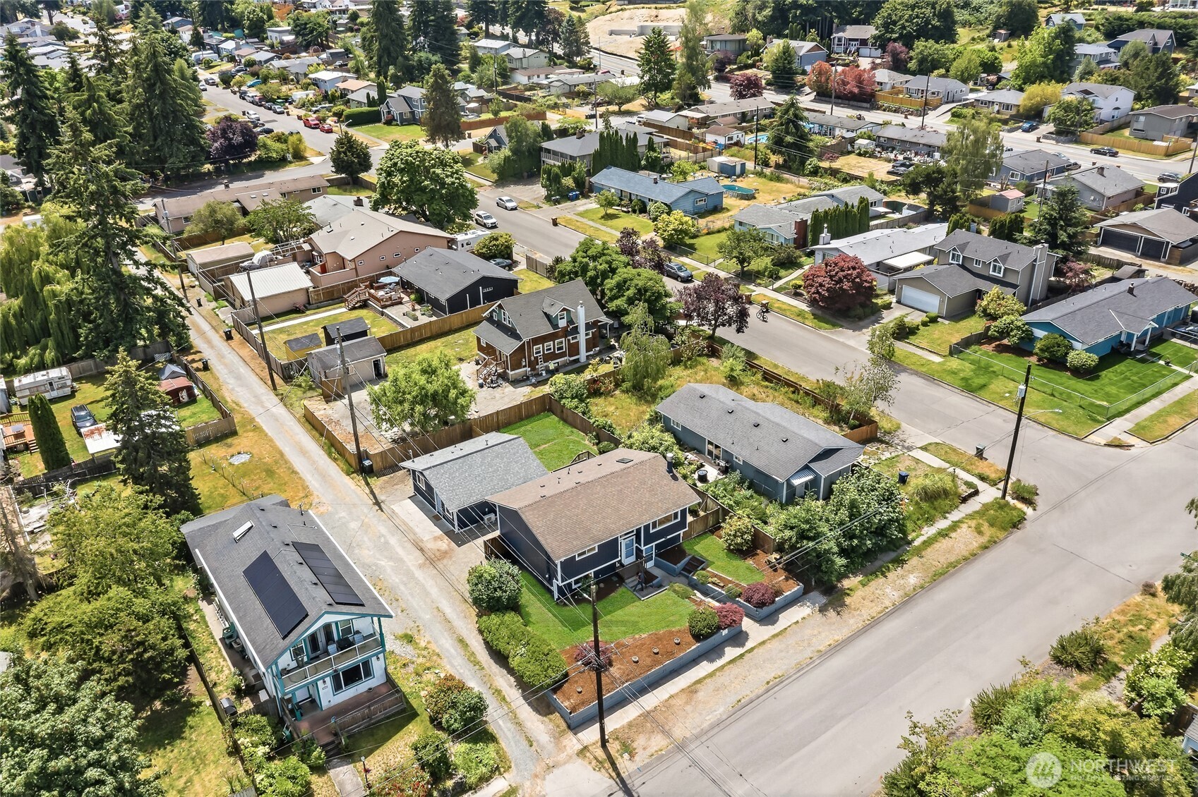 6114 N 49th Street Unit: Unit A