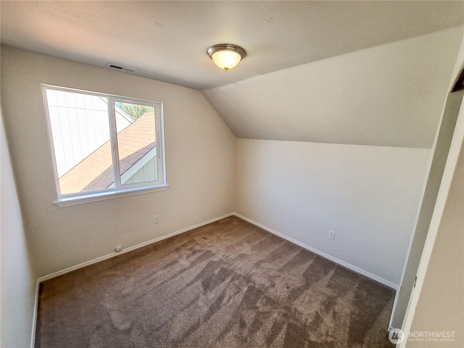 117 99th Street Court E