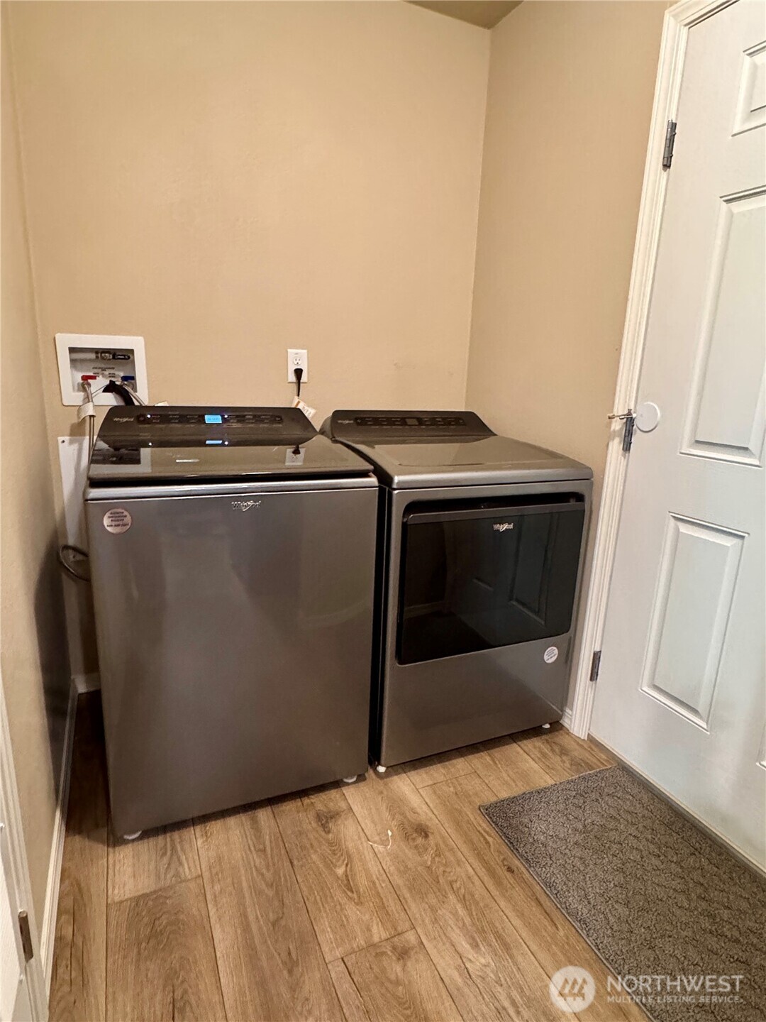 20 W Freedom Lane Unit: 1