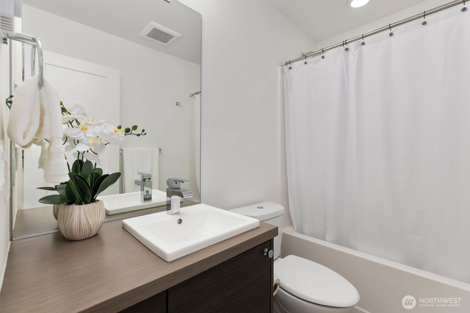 124 20th Avenue Unit: B
