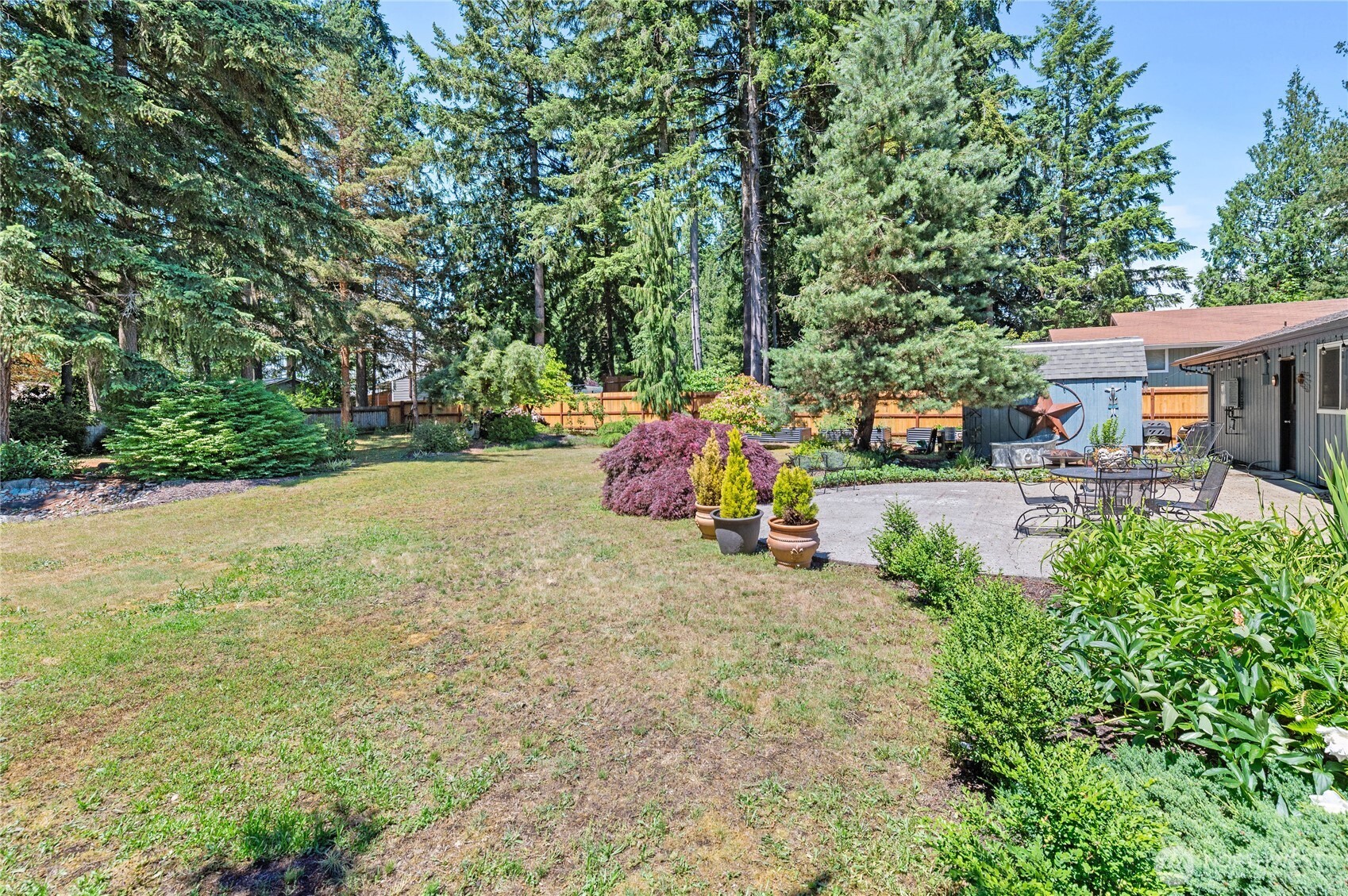 4997 Sandra Lane NE