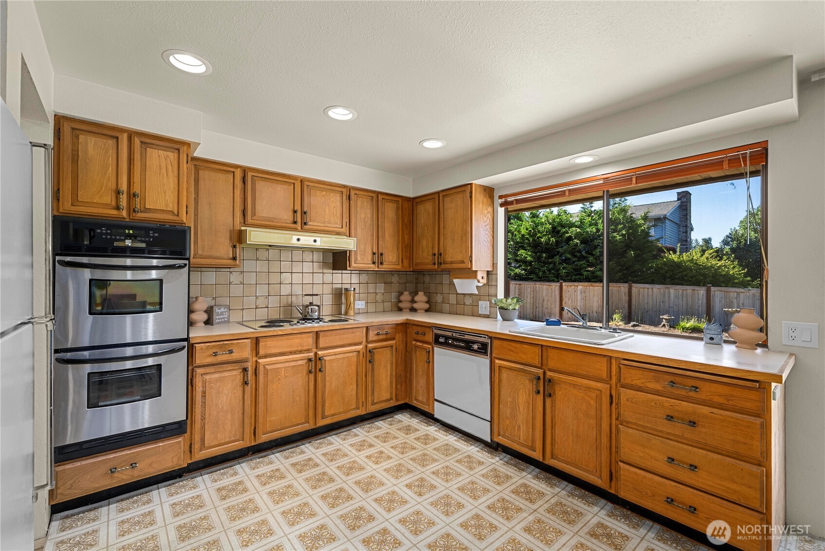 17326 NE 18th Place