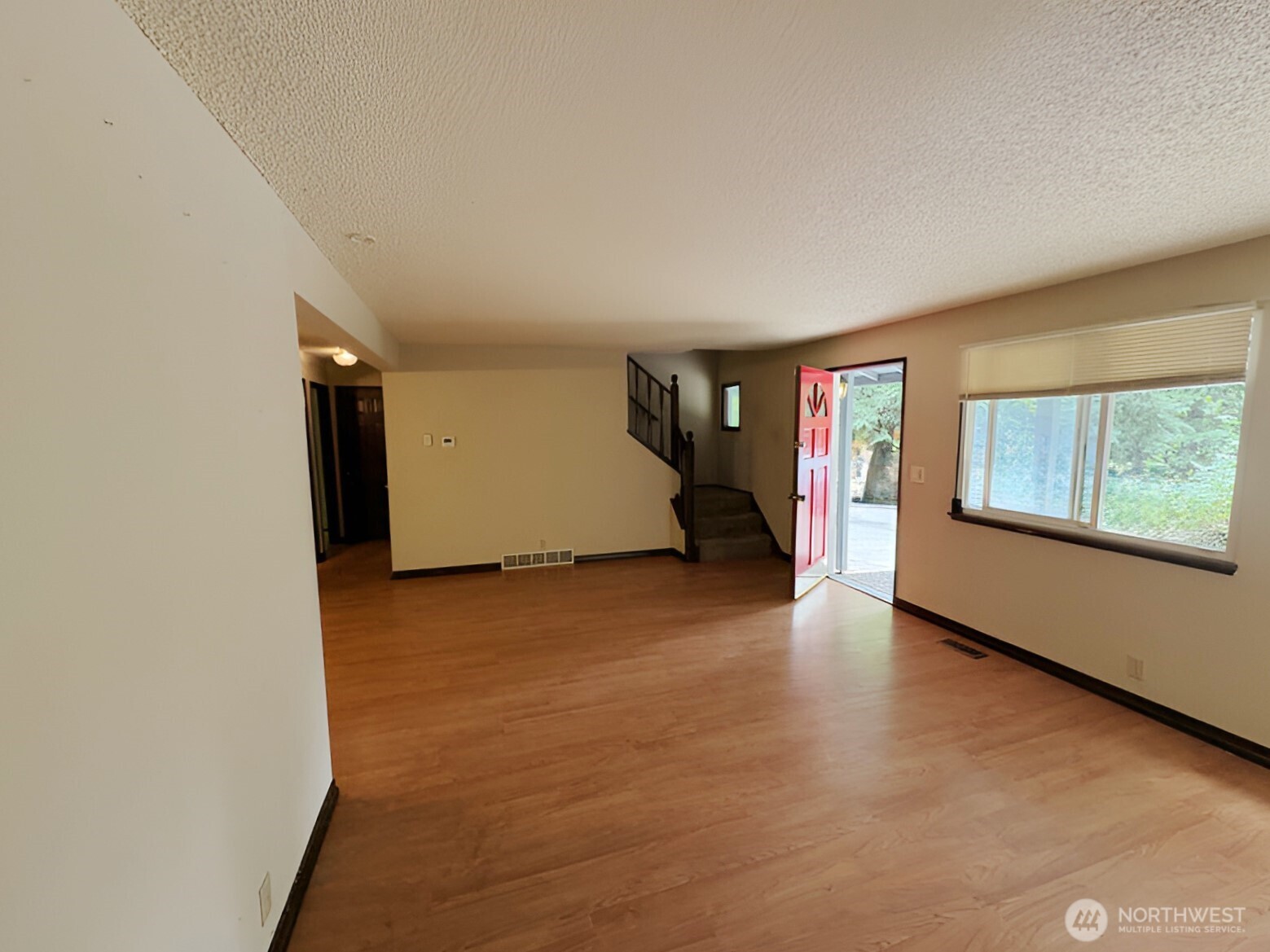 24404 SE Mirrormont Boulevard