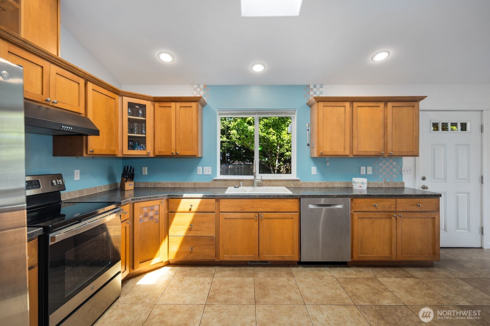 161 N Razor Clam Drive SW