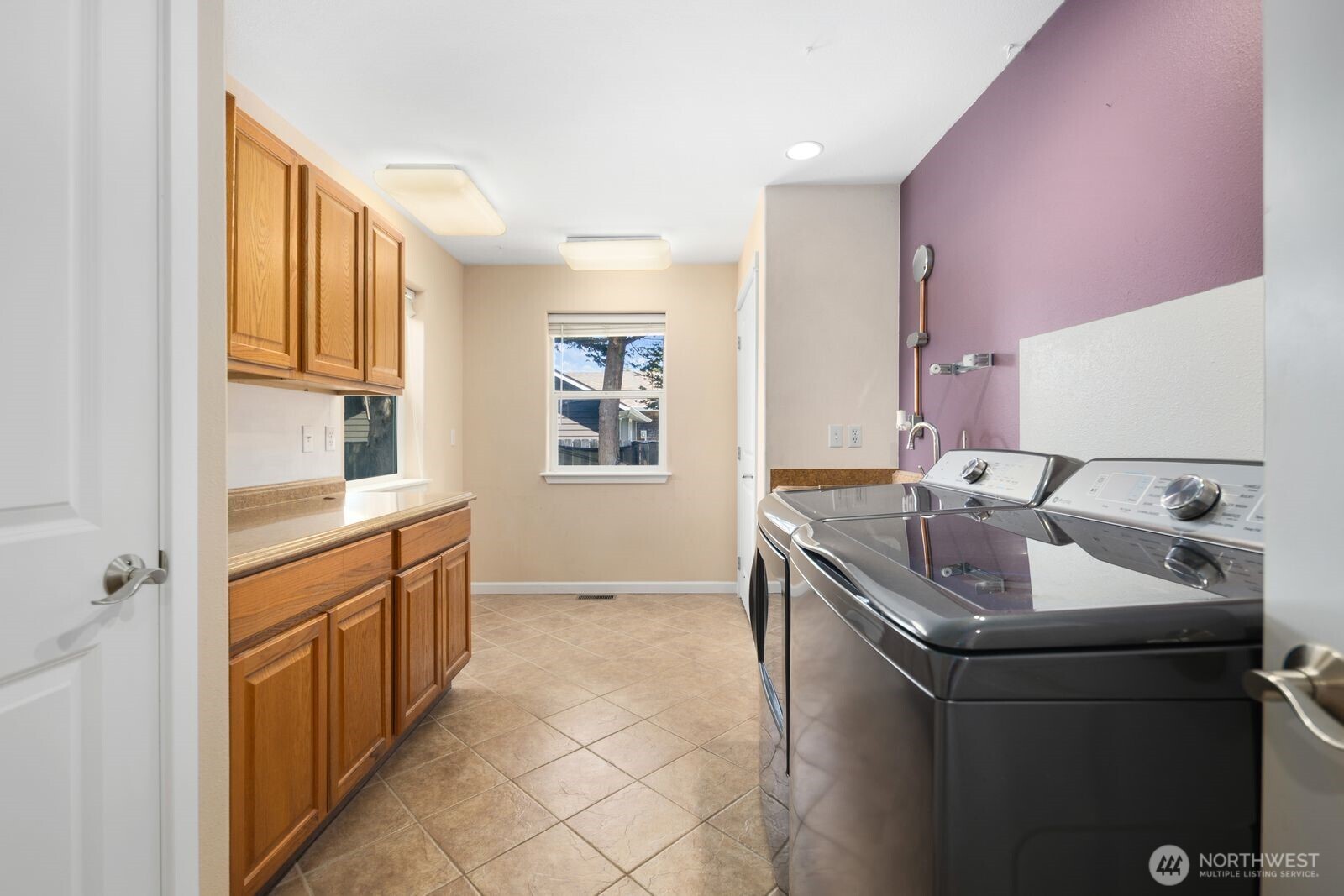 161 N Razor Clam Drive SW