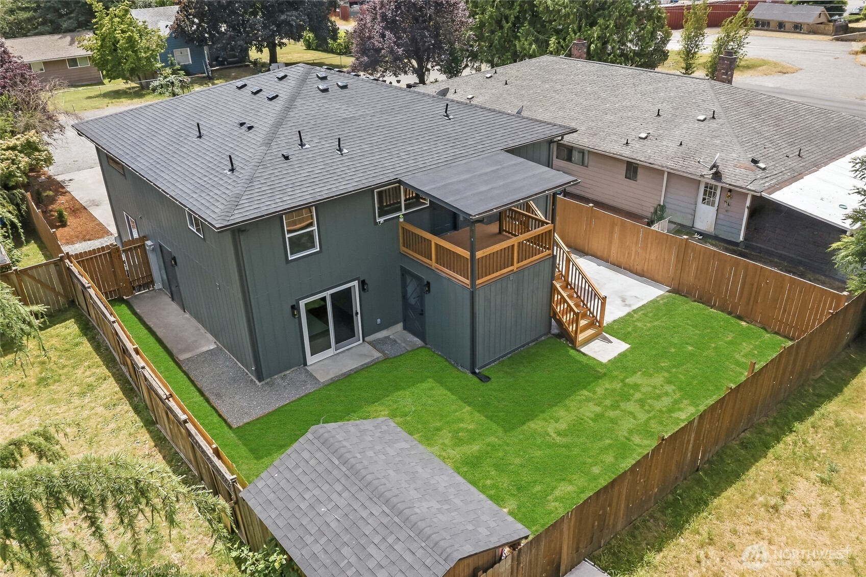 111 Tule Lake Road E