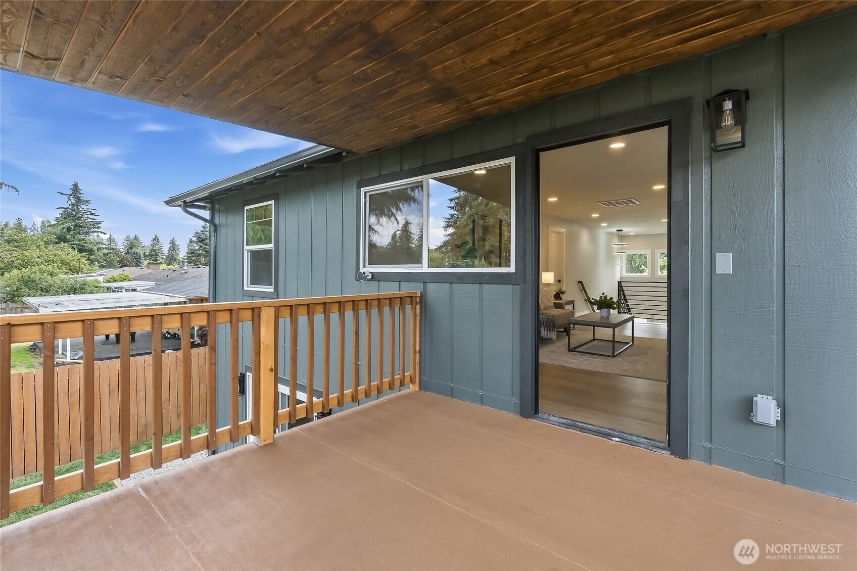 111 Tule Lake Road E