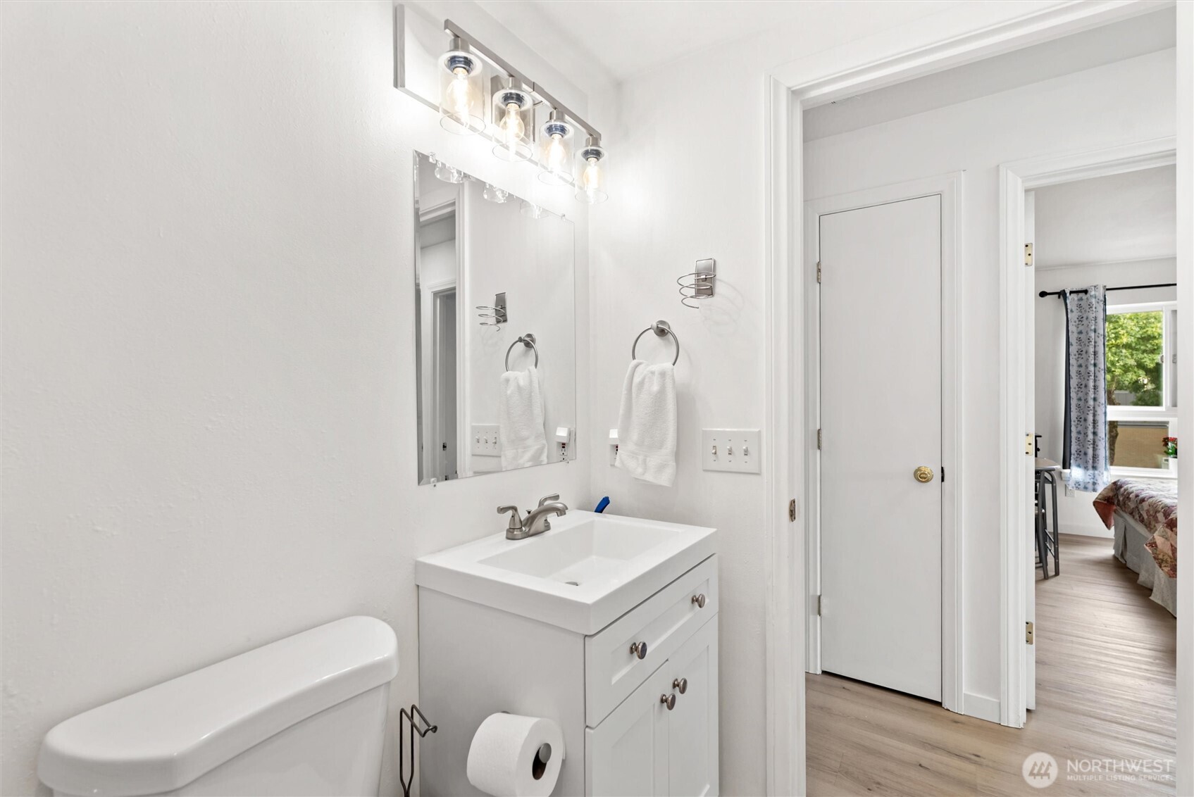 2805 NE 125th Street Unit: 304