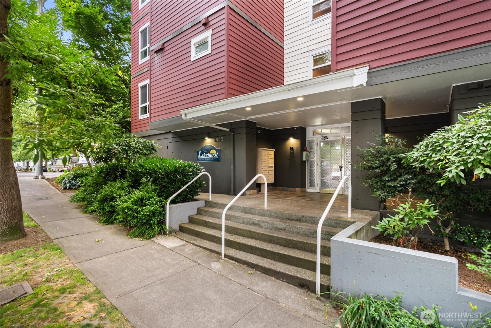 2805 NE 125th Street Unit: 304
