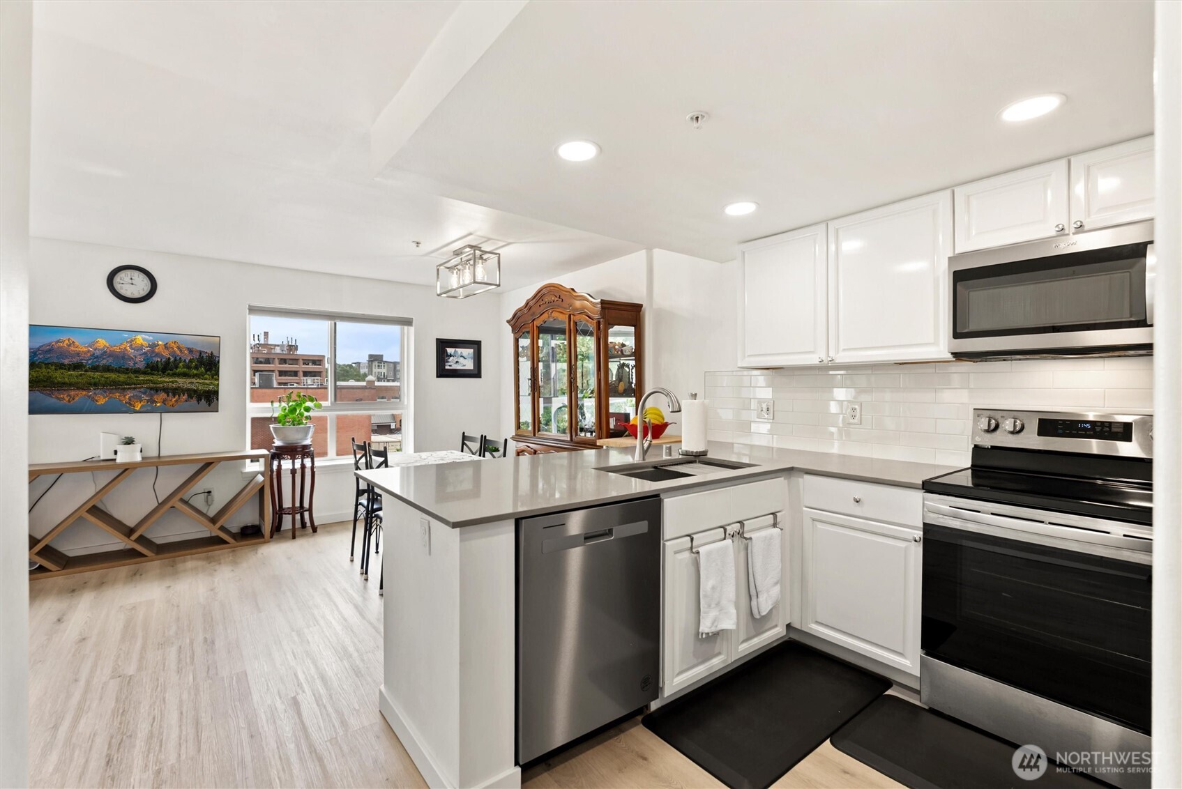 2805 NE 125th Street Unit: 304