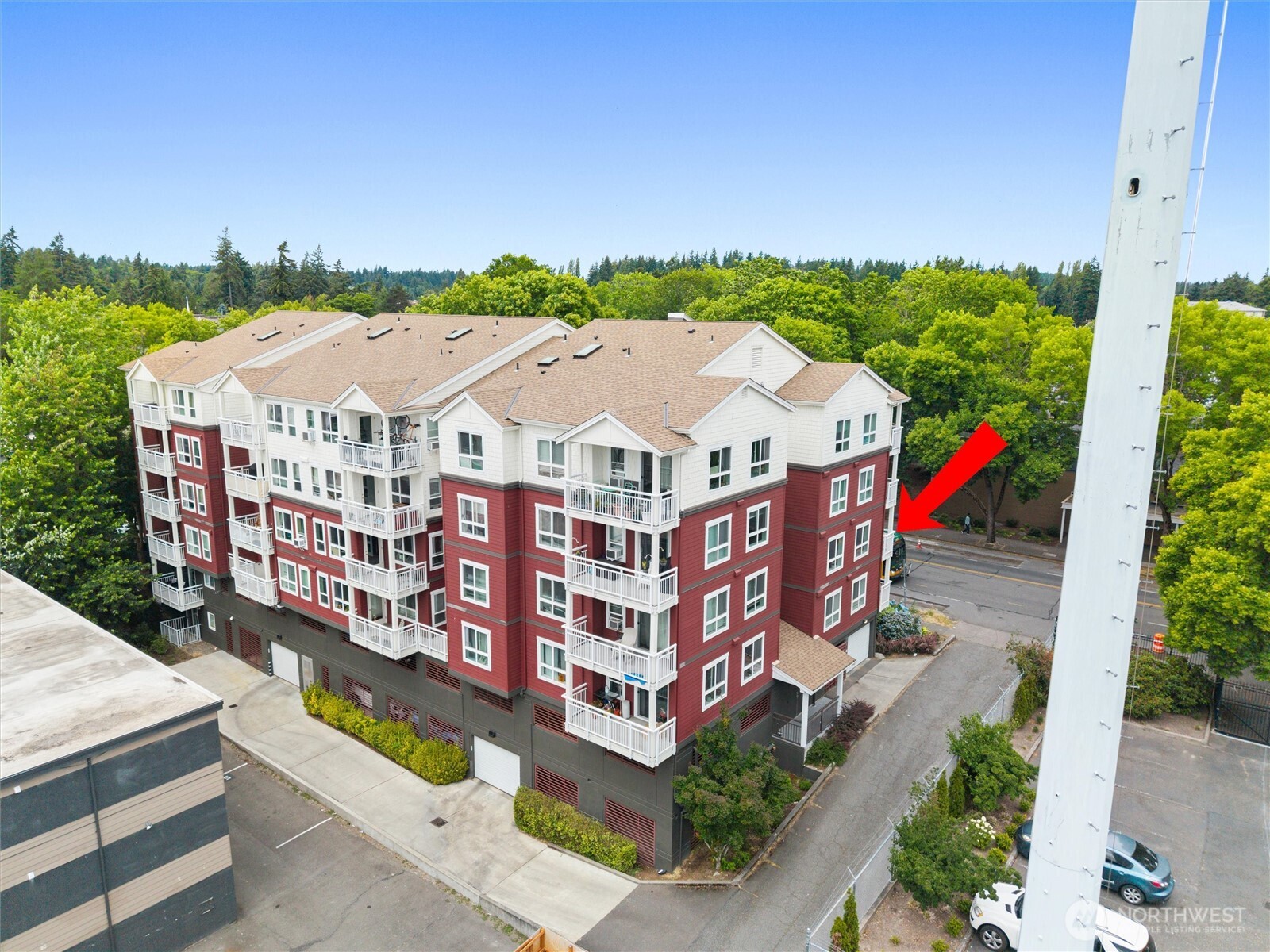 2805 NE 125th Street Unit: 304