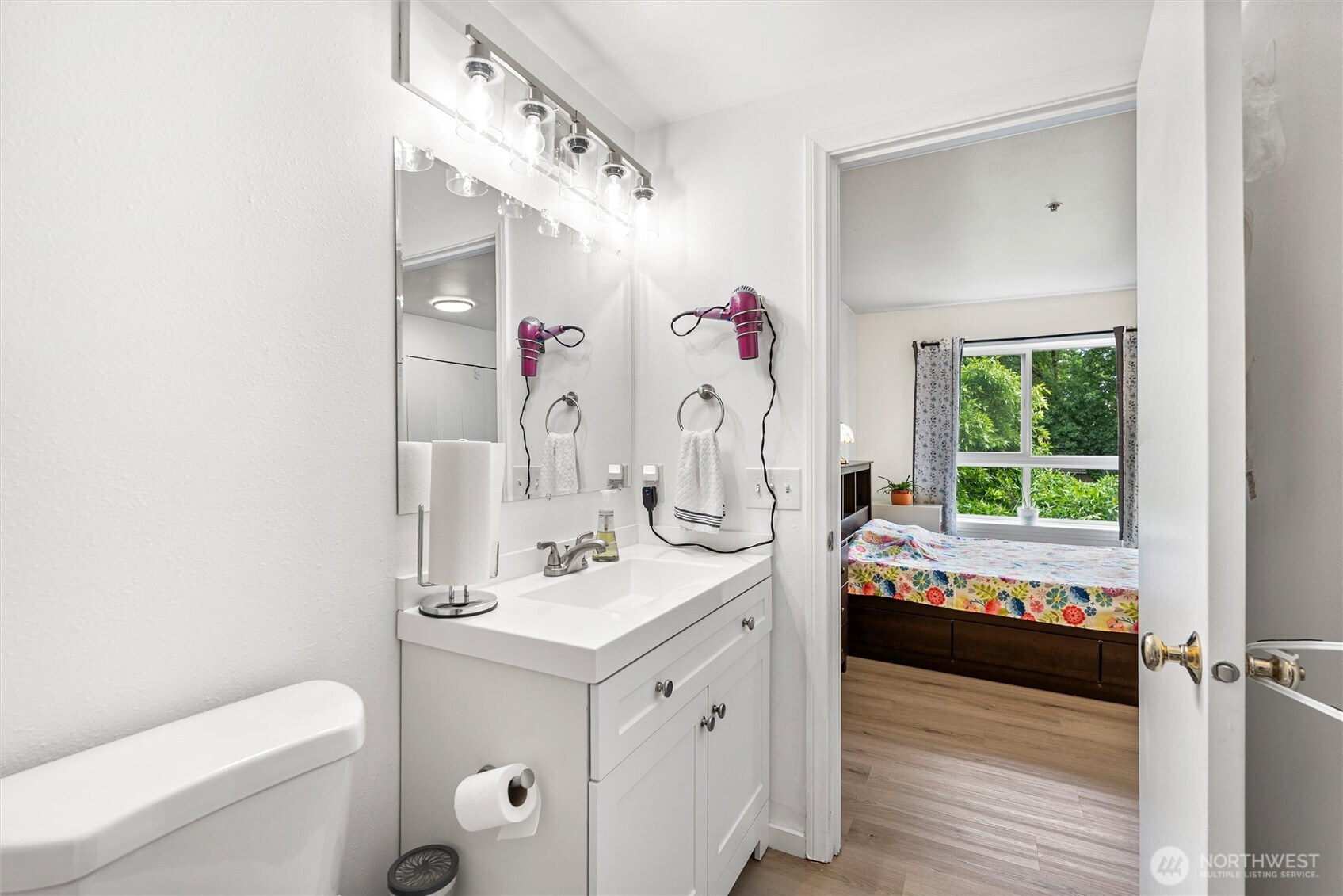 2805 NE 125th Street Unit: 304