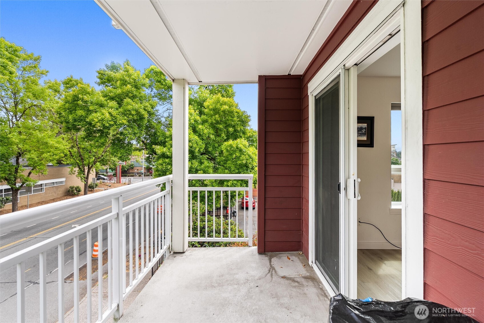 2805 NE 125th Street Unit: 304