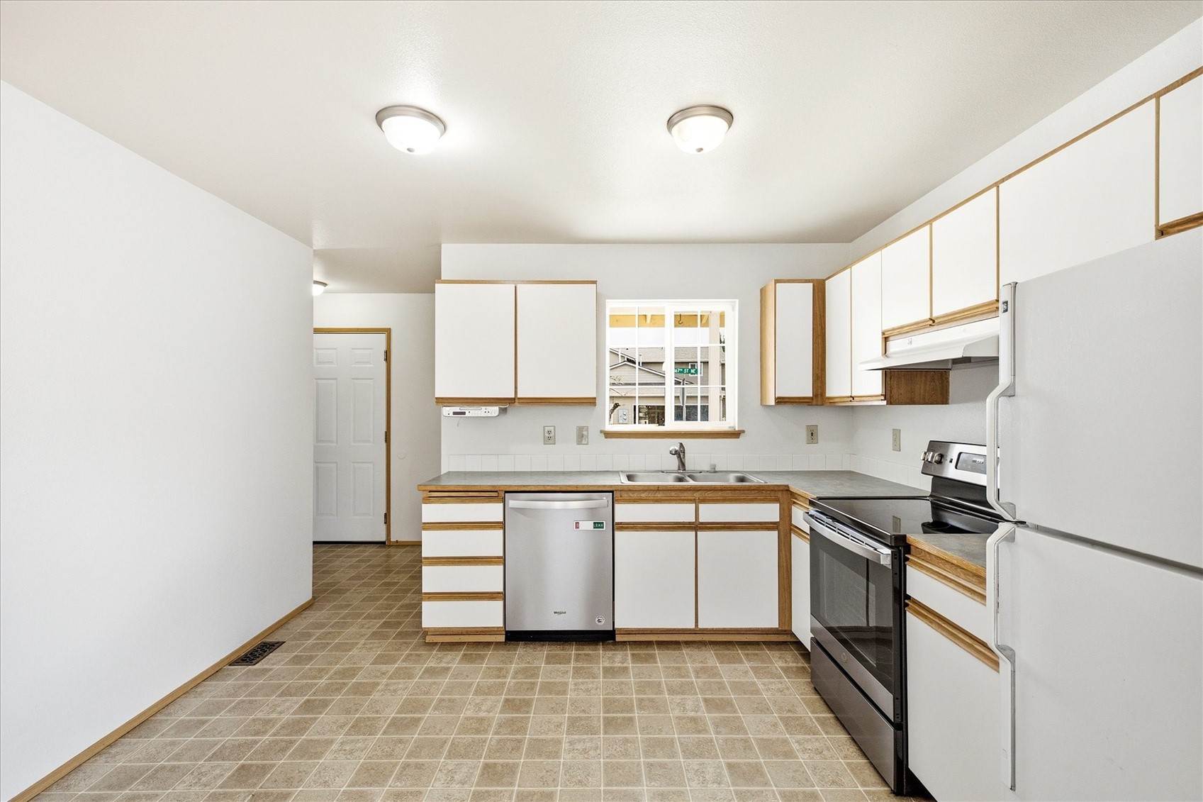 4007 167th Street NE