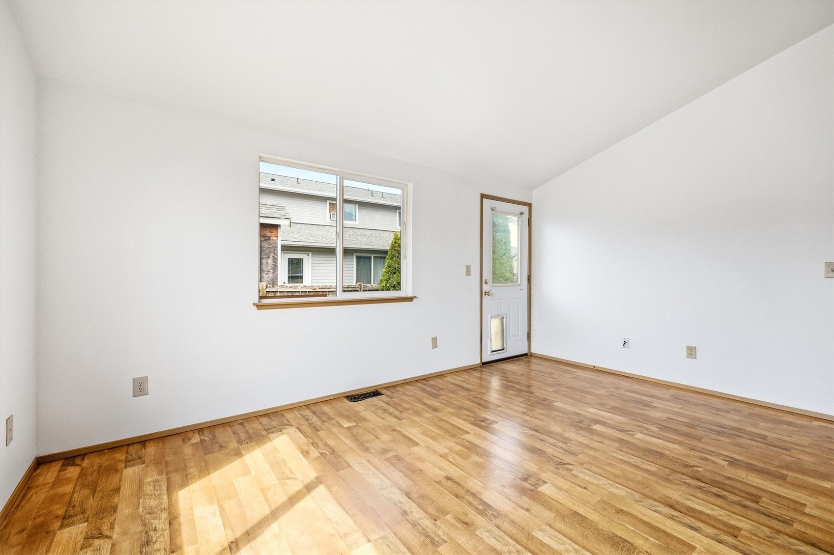 4007 167th Street NE