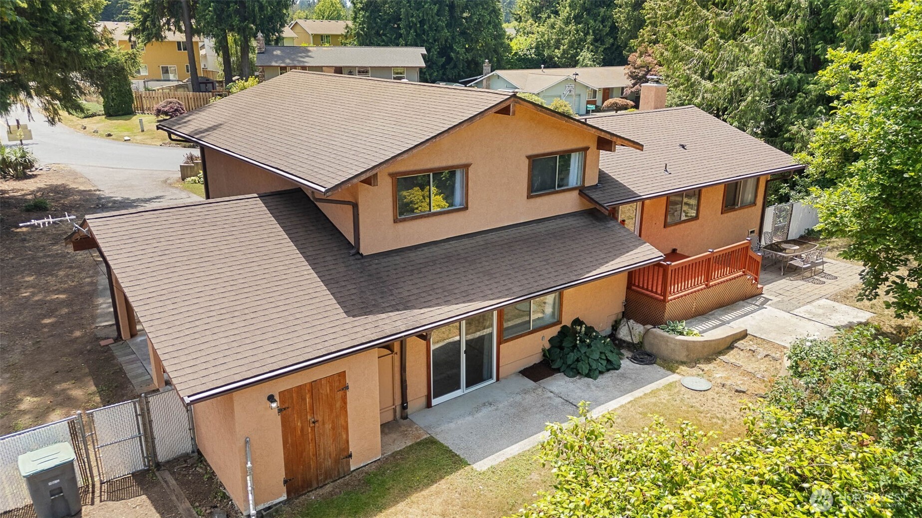 3560 NE Arrowhead Drive