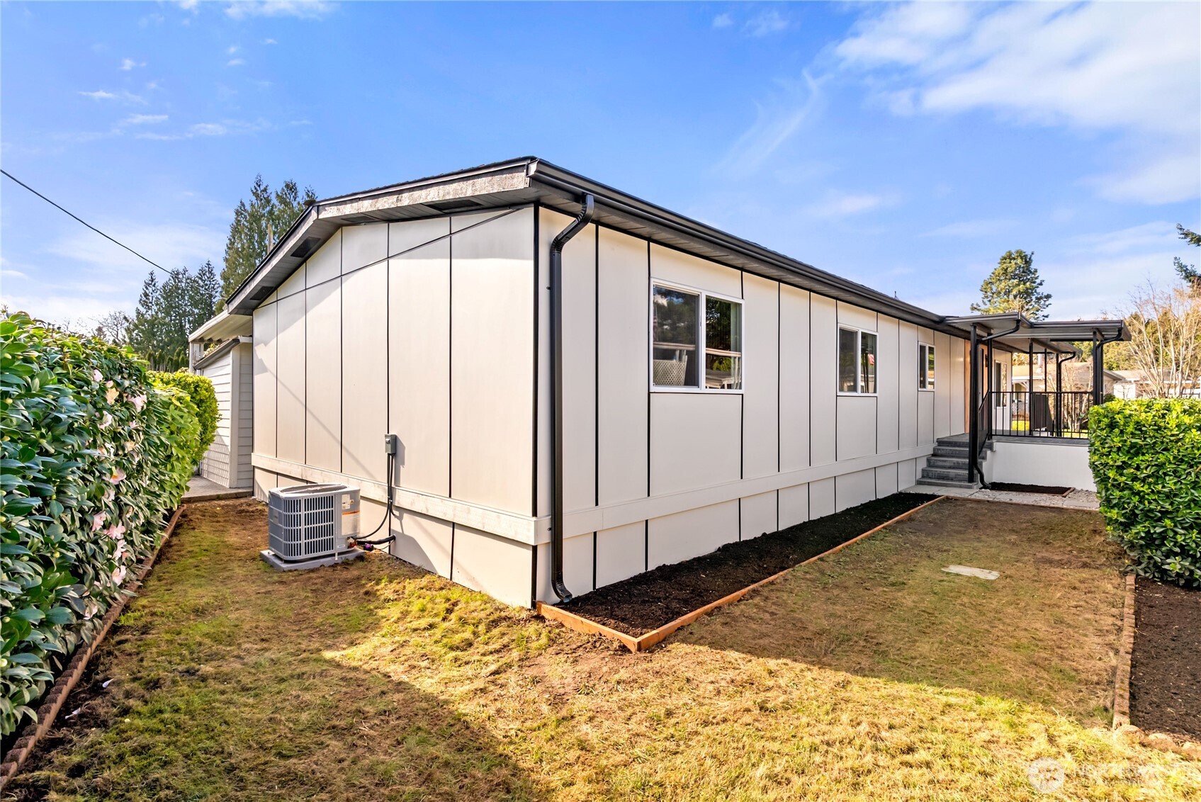 1510 Maple Lane Unit: 7