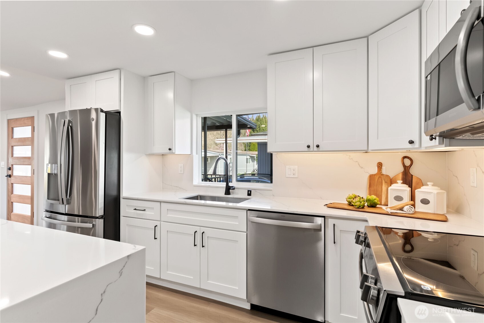 1510 Maple Lane Unit: 7