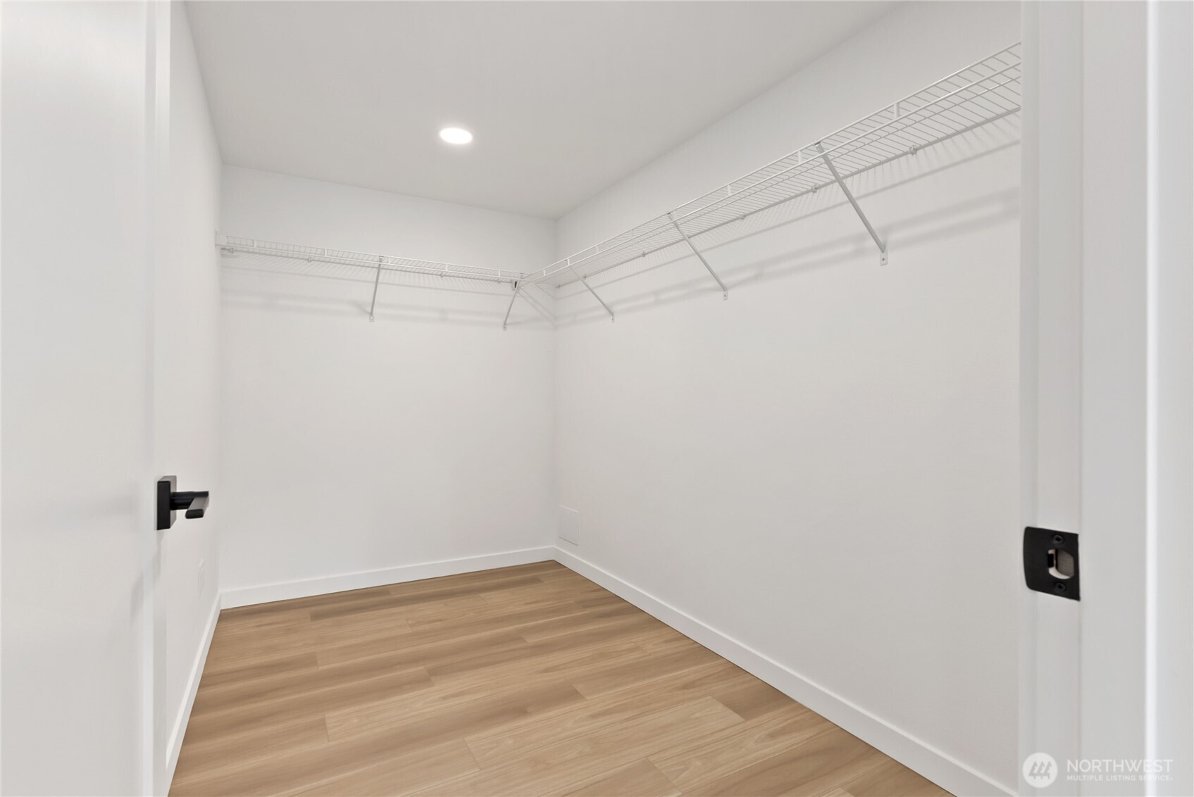 1510 Maple Lane Unit: 7