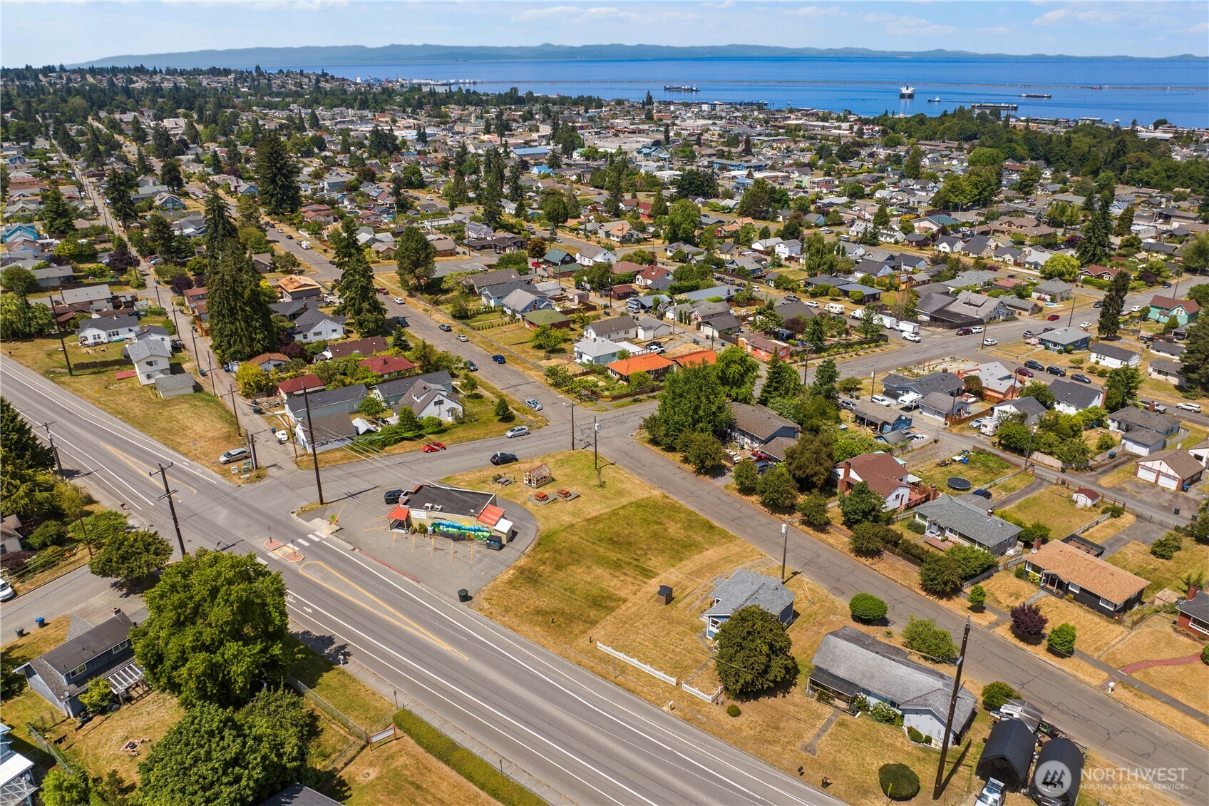 709 E Lauridsen Boulevard
