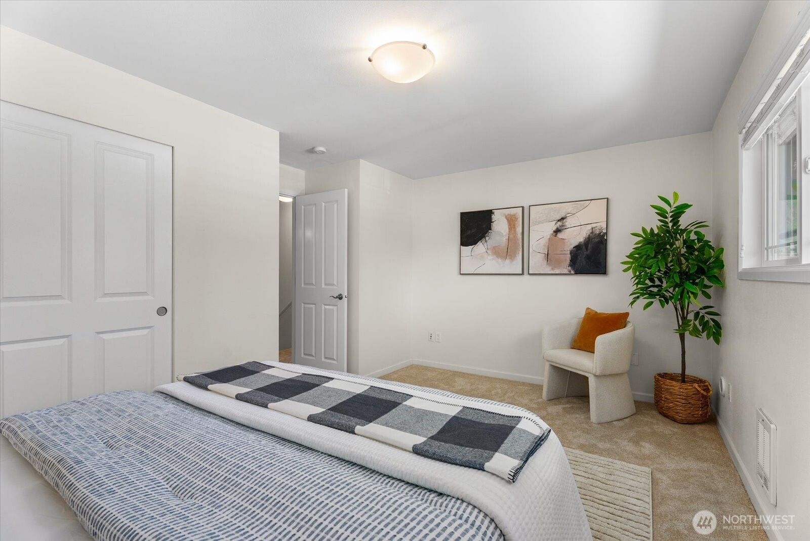 513 142nd Avenue SE Unit: 72