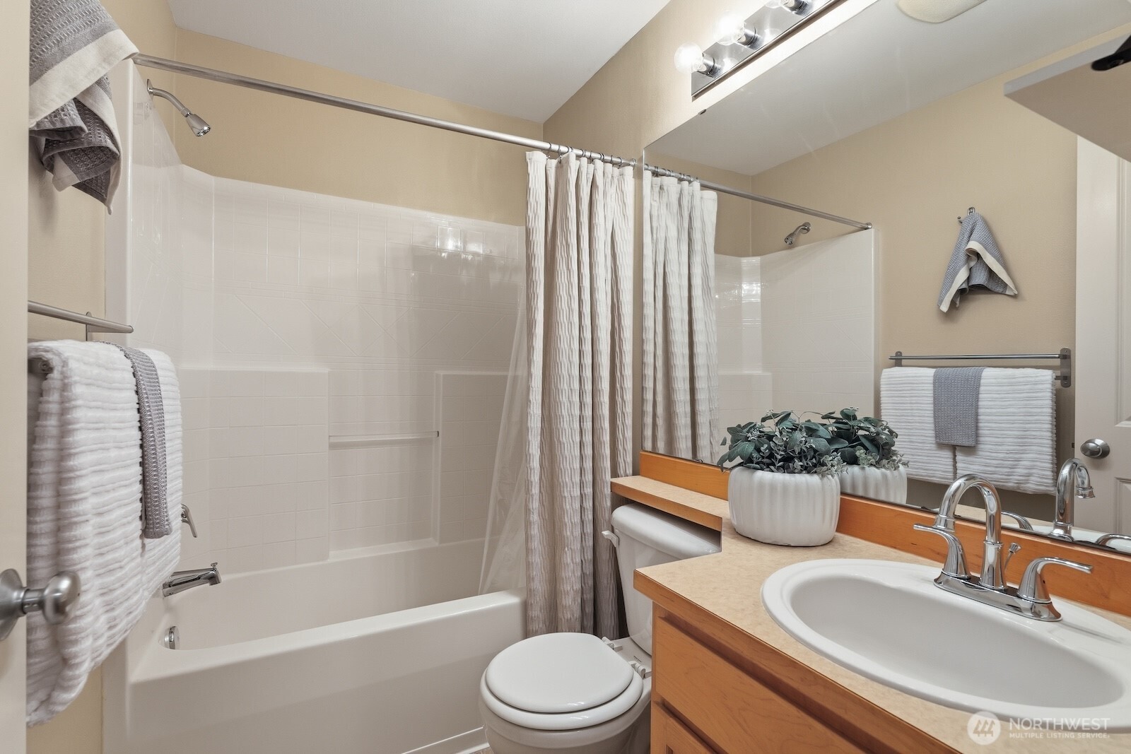 15325 SE 155th Place Unit: J5