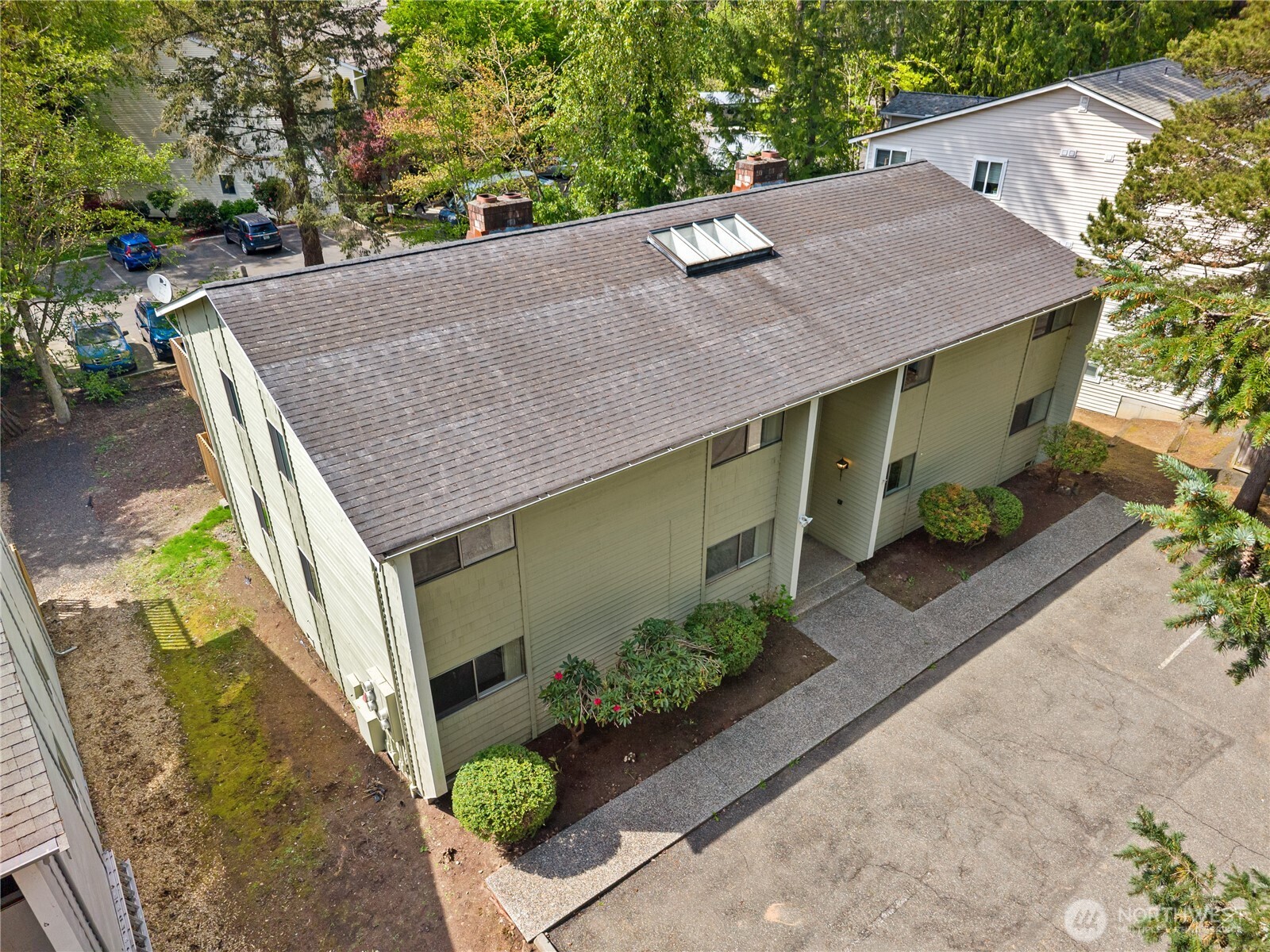 19433 28th Avenue NE