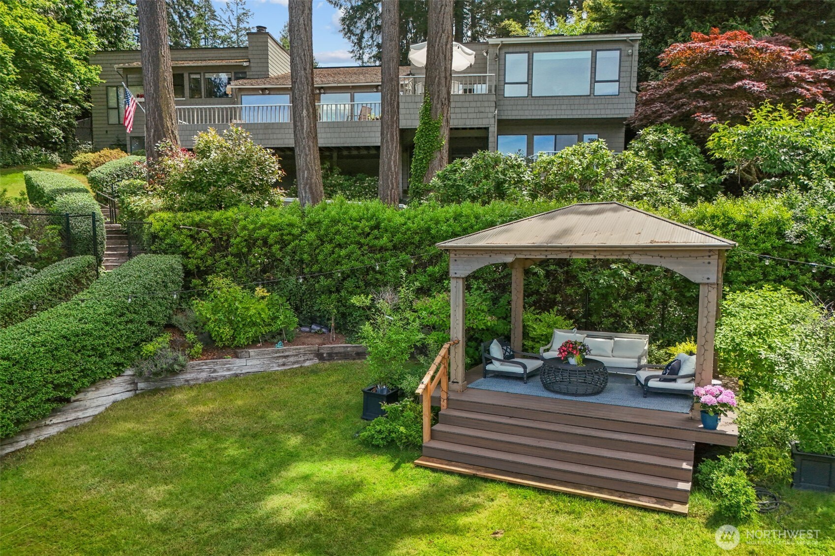 22 Loch Lane SW