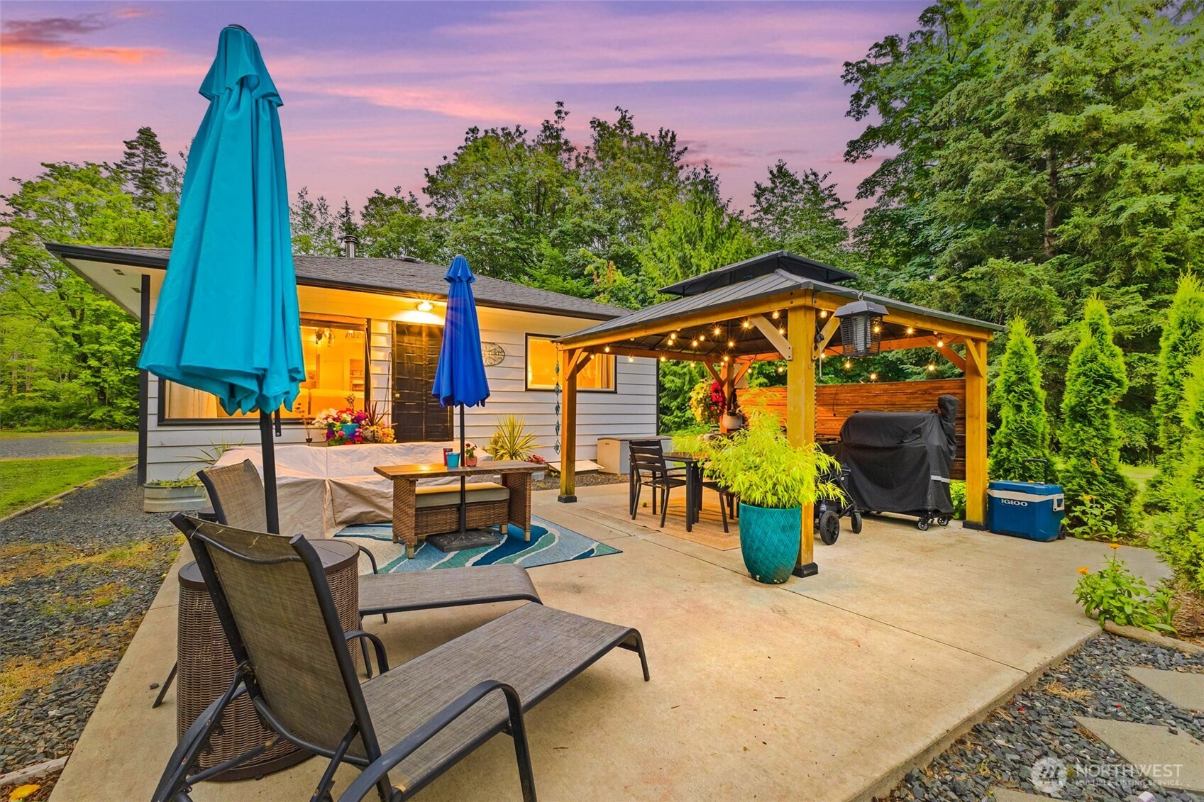 6011 Roberts Road