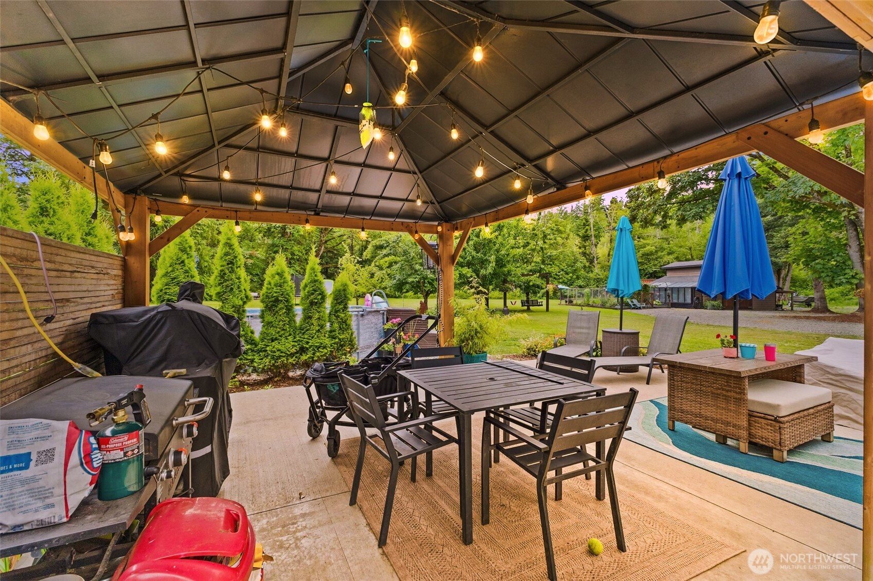 6011 Roberts Road