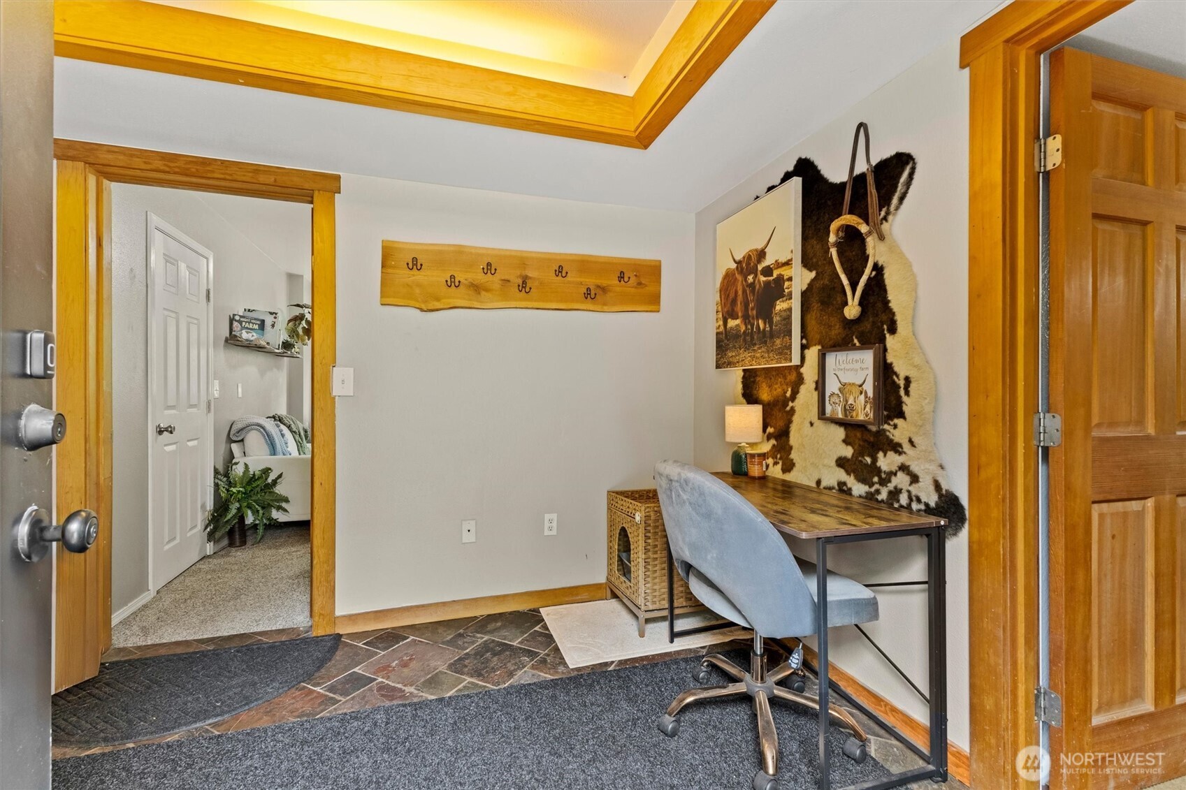 6011 Roberts Road