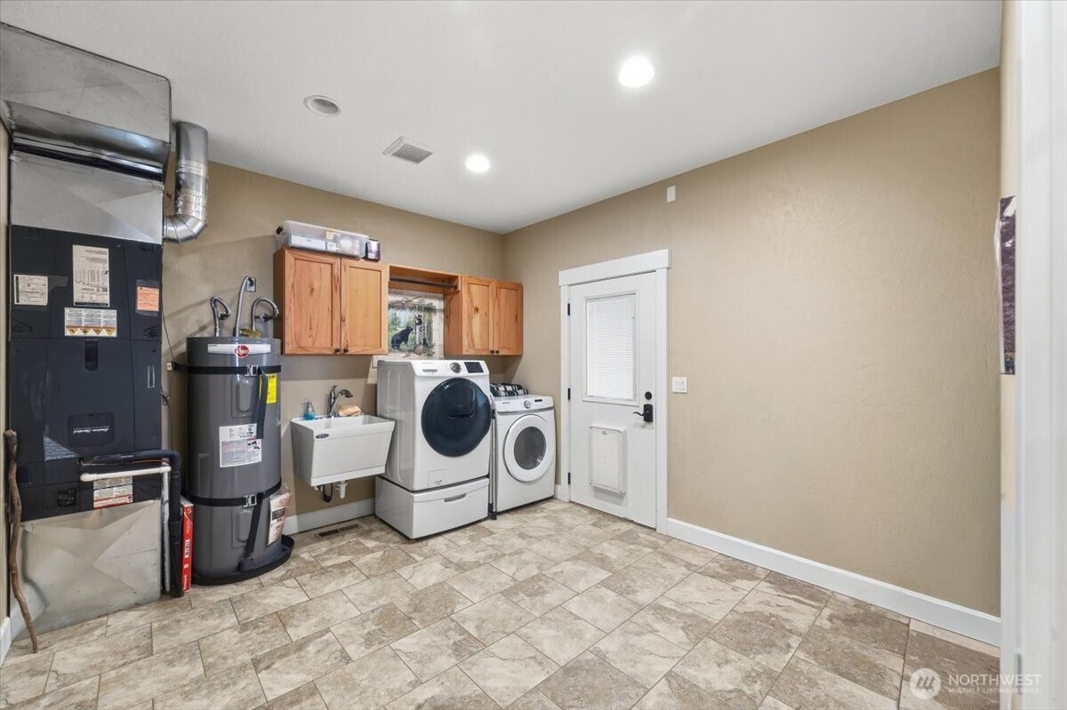 3320 Hansel Lane