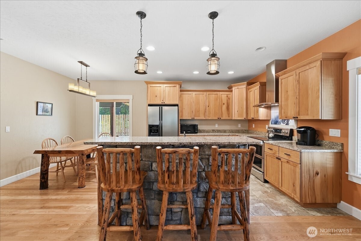 3320 Hansel Lane