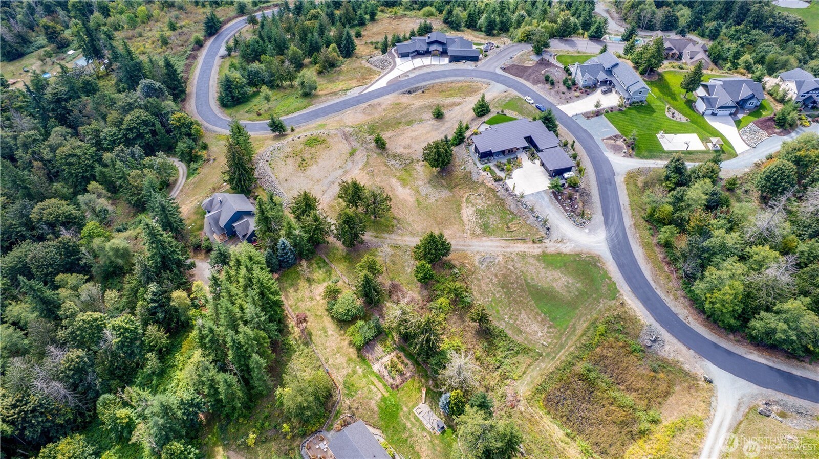 7583 Avalon Heights Way