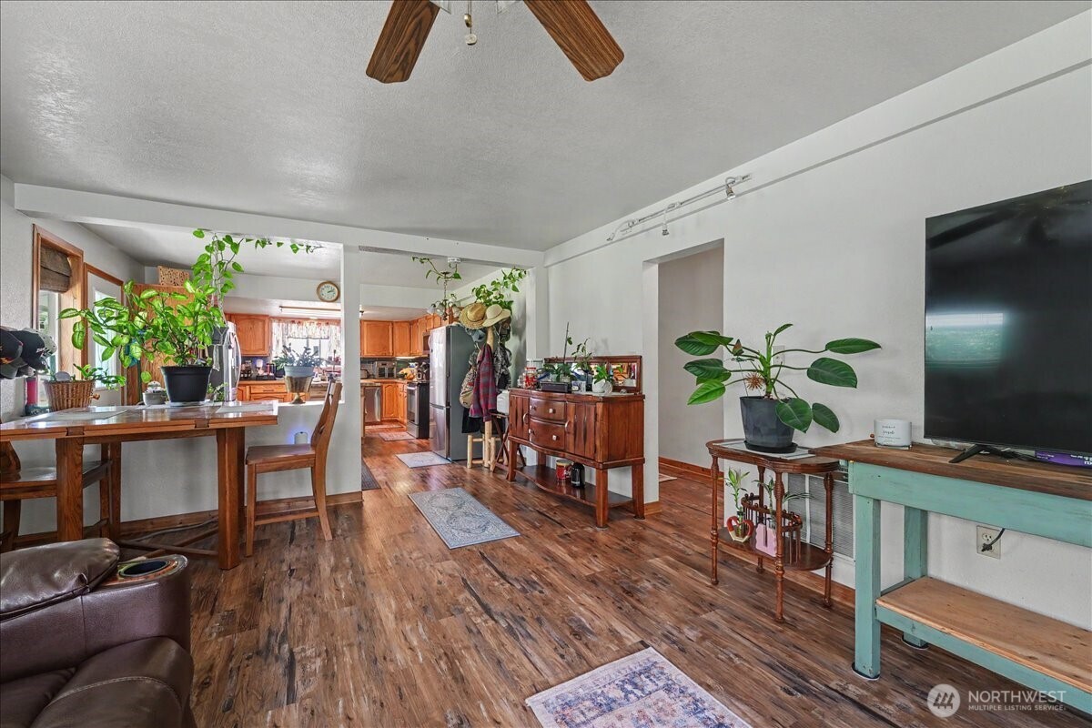 1571 Mission Creek Road